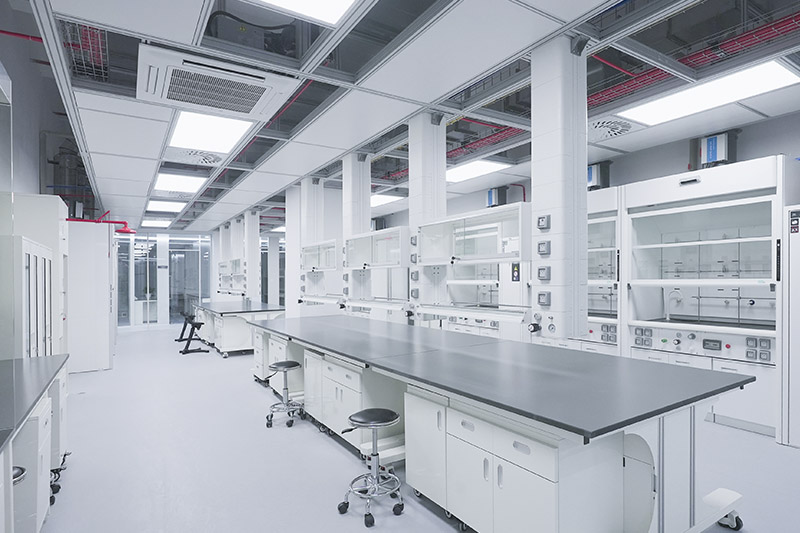 康县实验室革新：安全与科技的现代融合